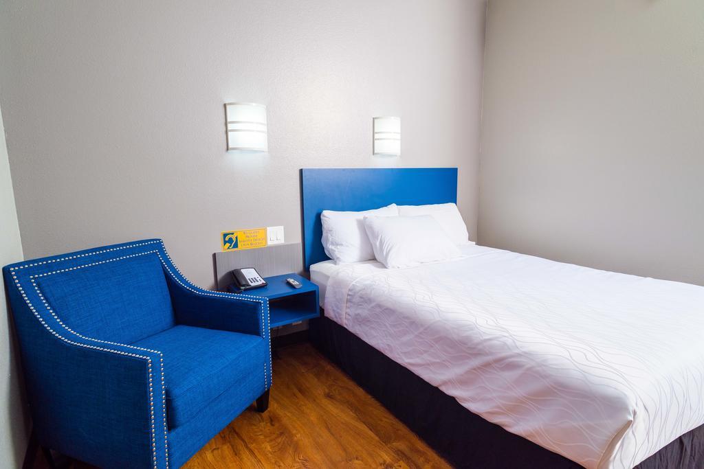 Z, Ascend Collection Hotel